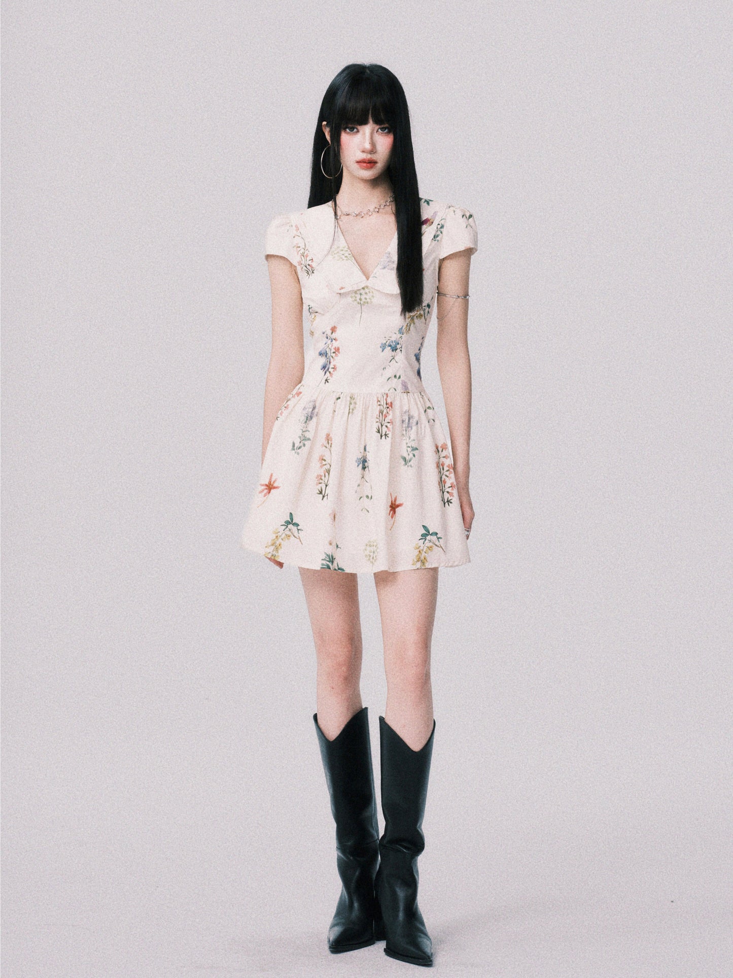 Doll Collar Floral Dress In Pure Cotton