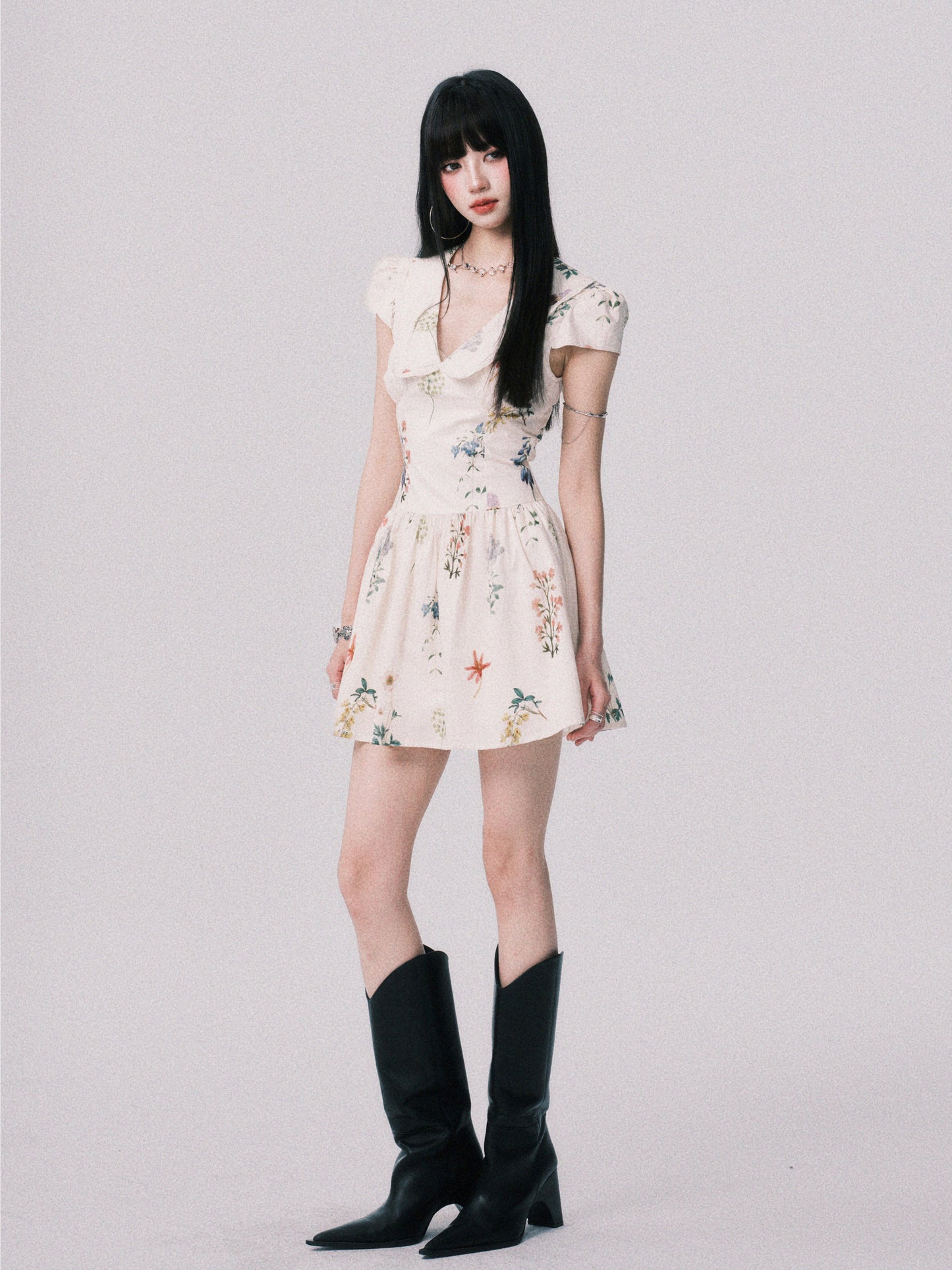 Doll Collar Floral Dress In Pure Cotton