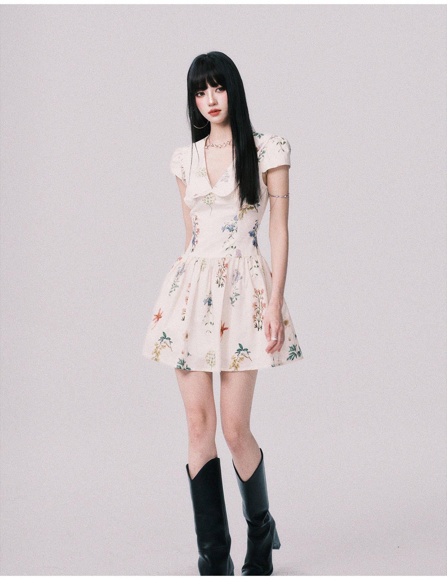 Doll Collar Floral Dress In Pure Cotton