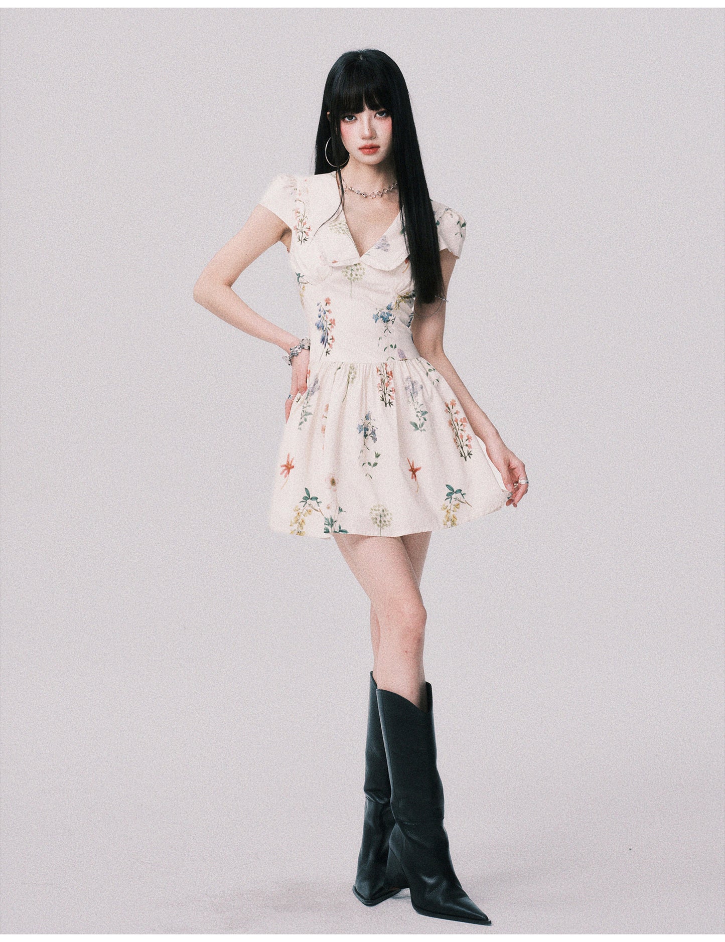 Doll Collar Floral Dress In Pure Cotton