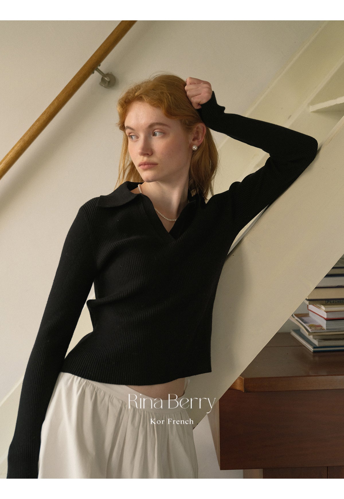 Open Collar Fitted Rib Knit Top