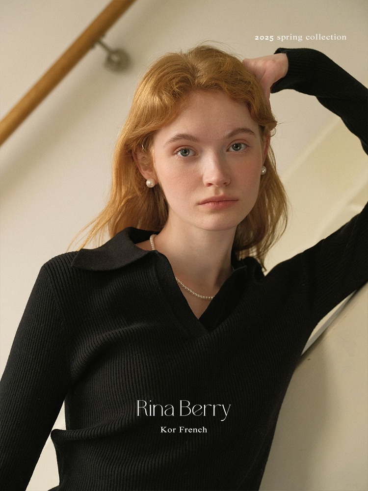 Open Collar Fitted Rib Knit Top