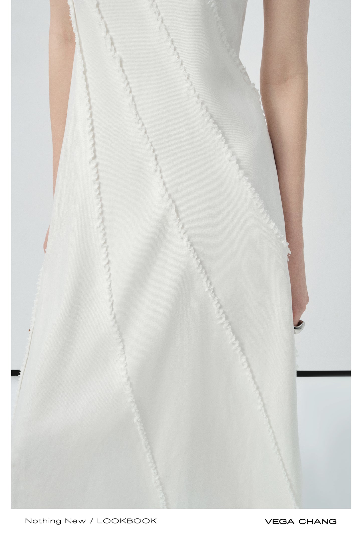 Diagonal Trim Sleeveless Midi Dress