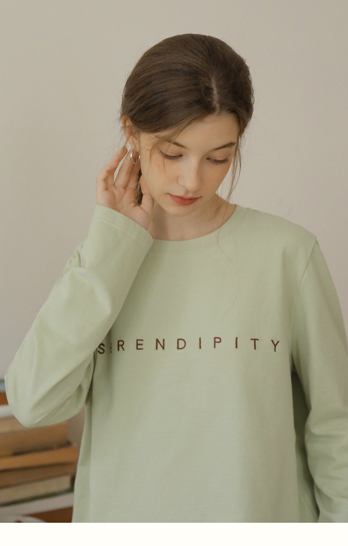 Long-Sleeve T-Shirt With Letter Embroidery