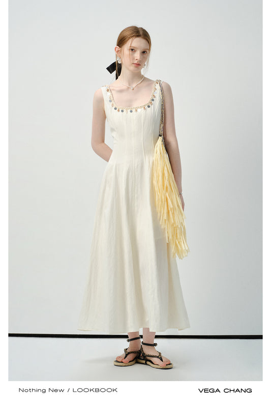 Sleeveless Dress With Shell-Decorated Neckline