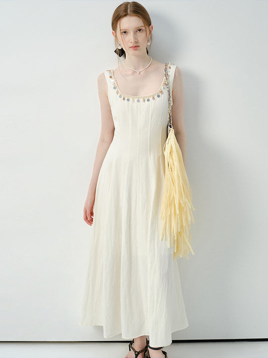 Sleeveless Dress With Shell-Decorated Neckline