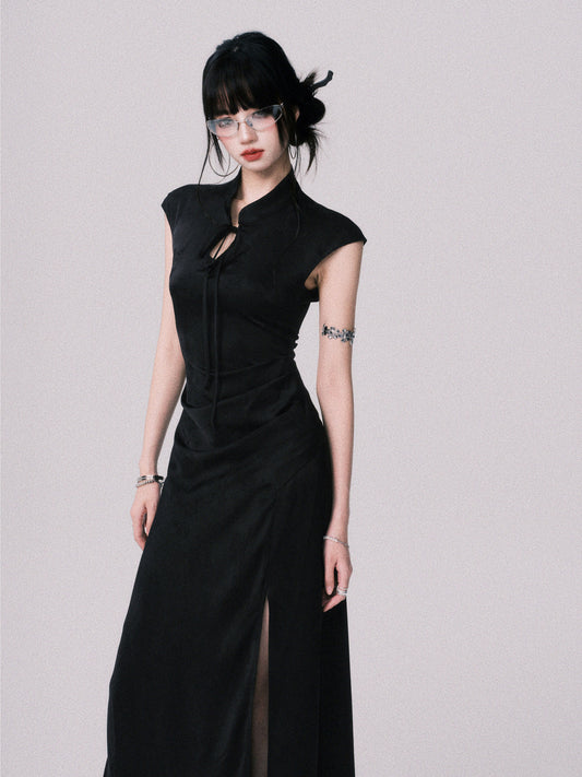 Sleeveless Qipao-Style Slit Dress In Black Jacquard