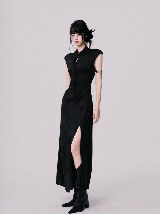 Sleeveless Qipao-Style Slit Dress In Black Jacquard
