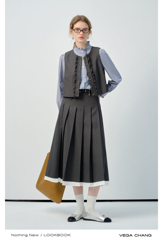 Frilled-Placket Vest With Metal Buttons