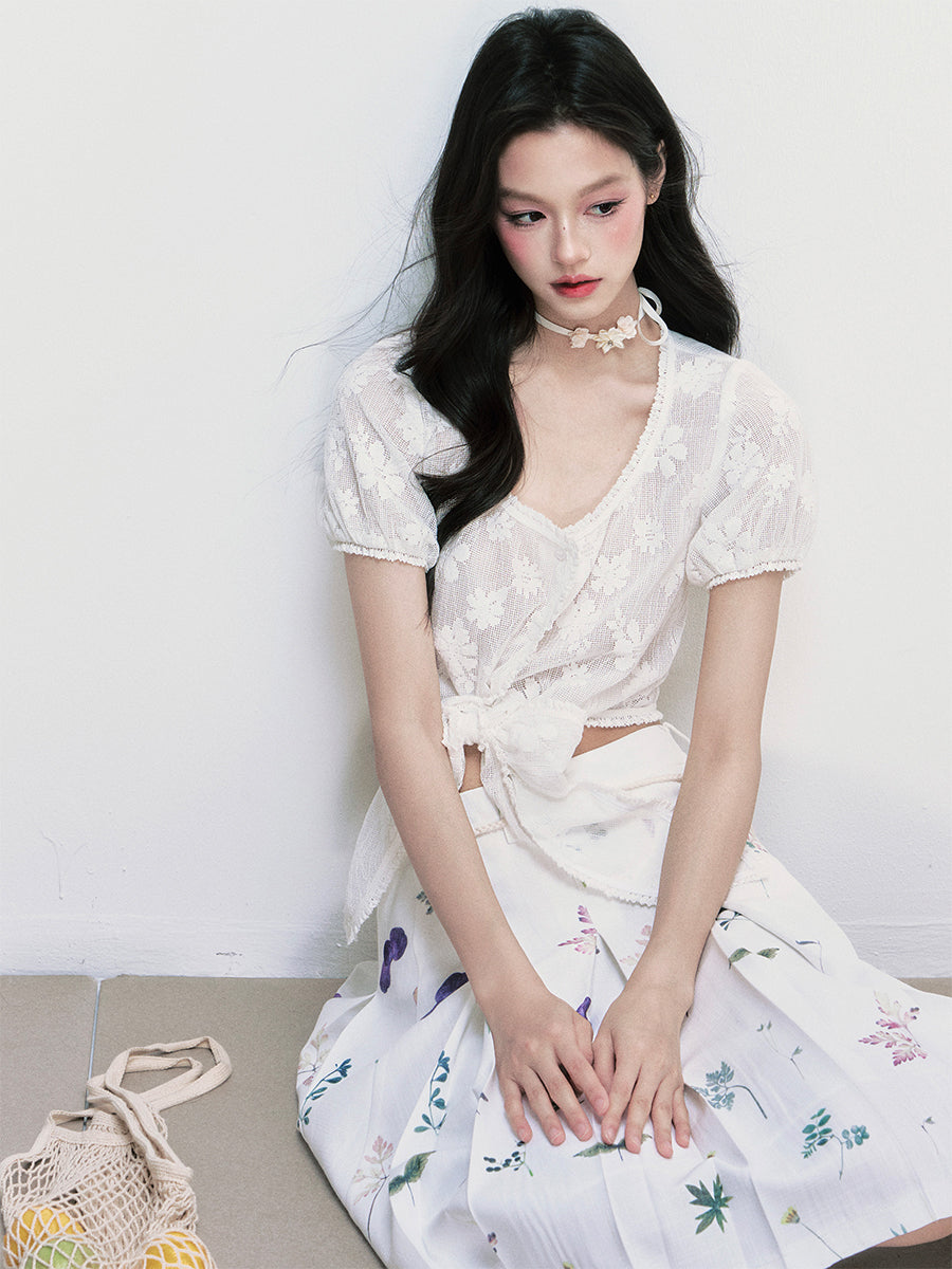 Floral Cropped Blouse With Tie Hem