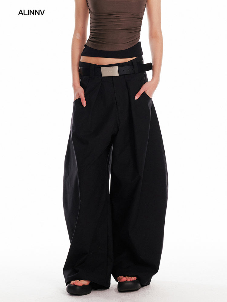 Low-Waist Pleated Wide-Leg Pants