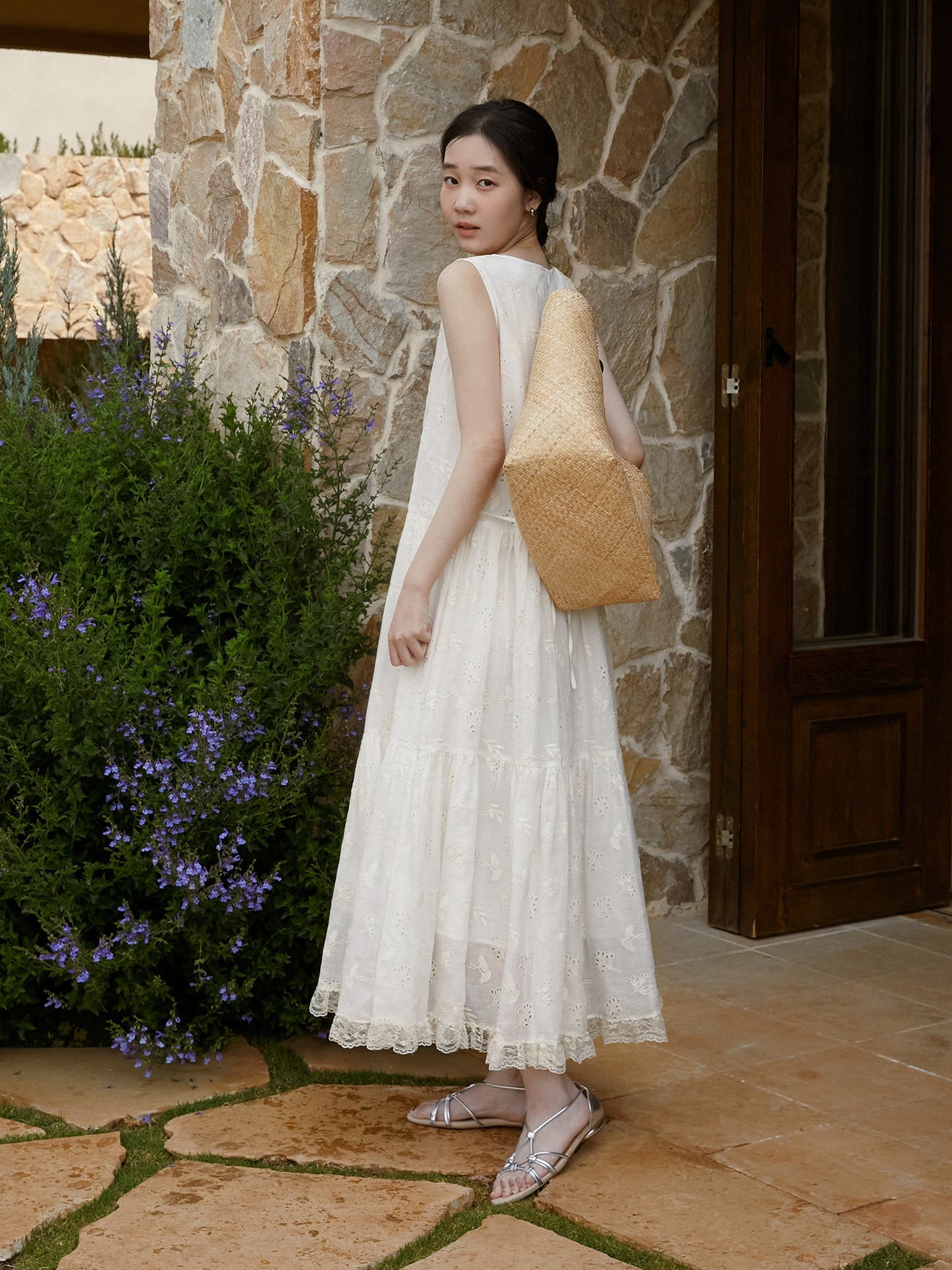 Leaf Motif Embroidered Sleeveless Dress