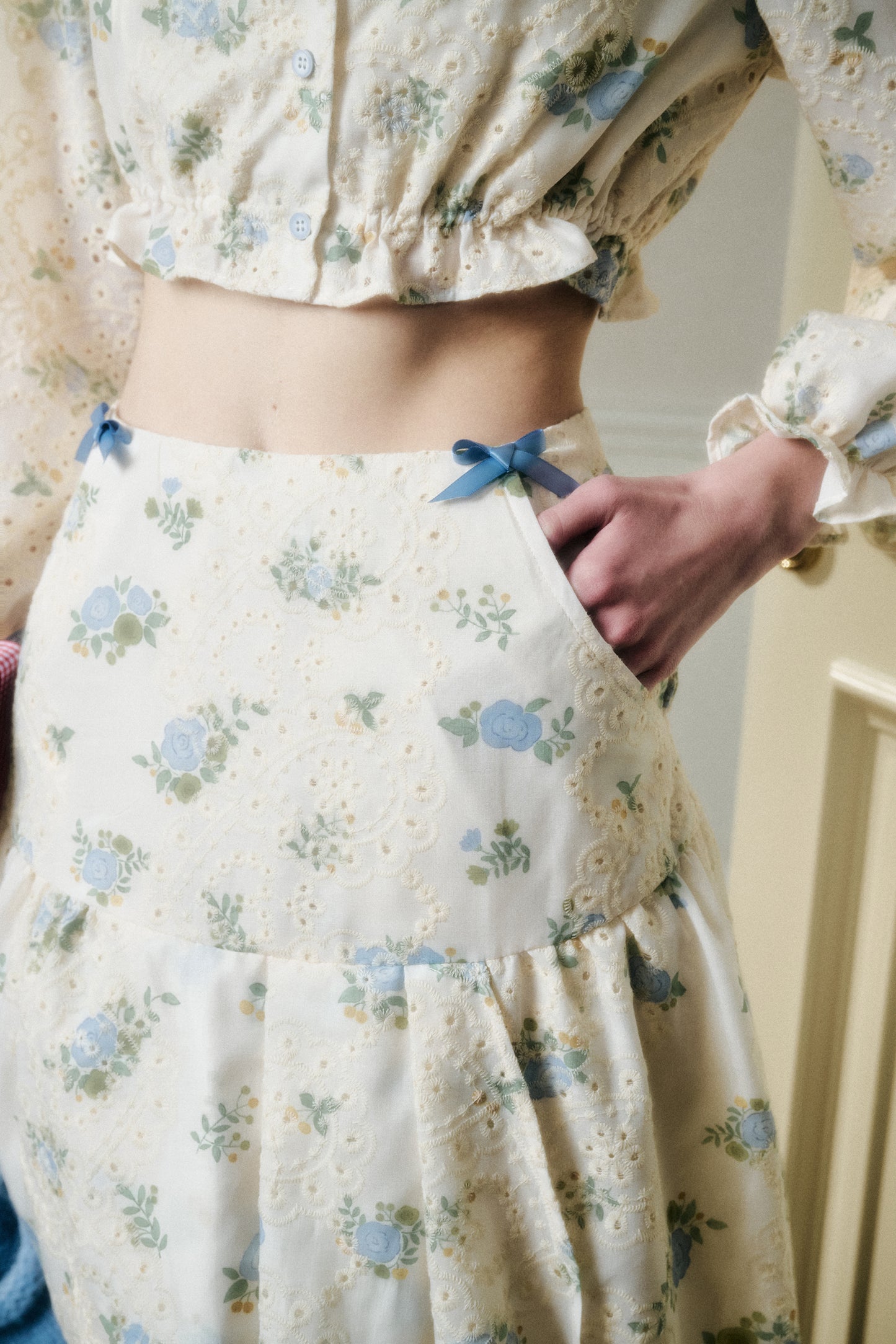 Floral Eyelet Embroidery Cropped Blouse And Skirt With Bows