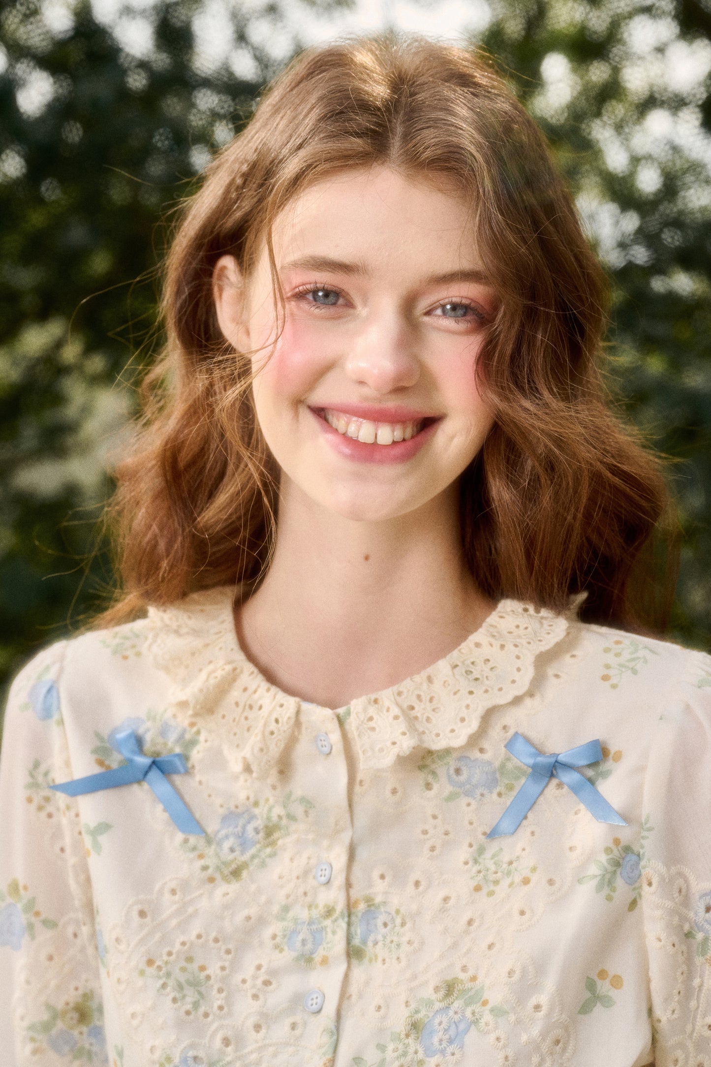 Floral Eyelet Embroidery Cropped Blouse And Skirt With Bows