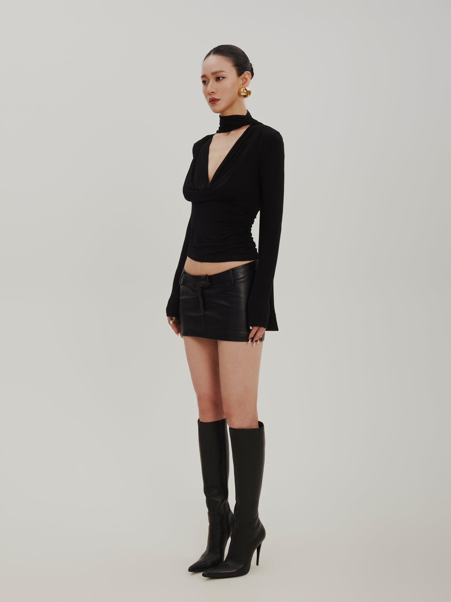 Fitted Deep V-Neck Top With Scarf