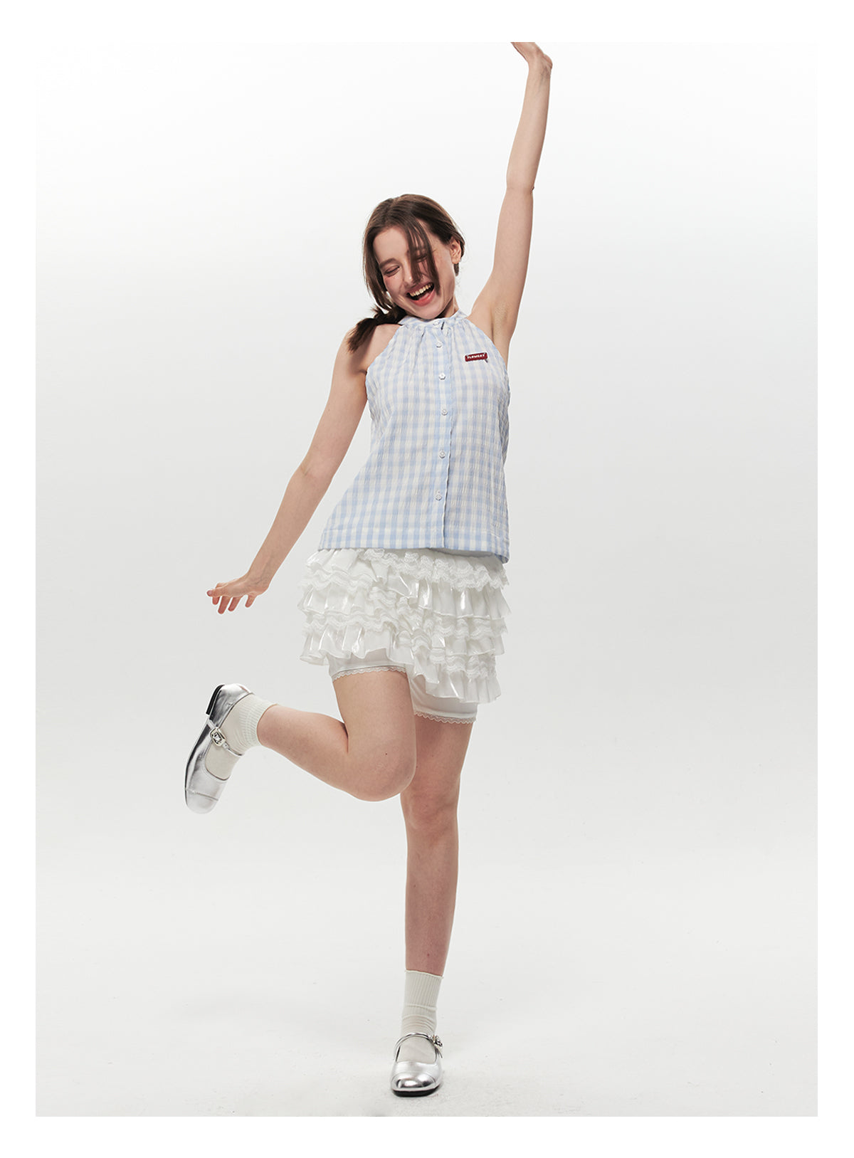 Sleeveless Gingham Seersucker Button-Up Top
