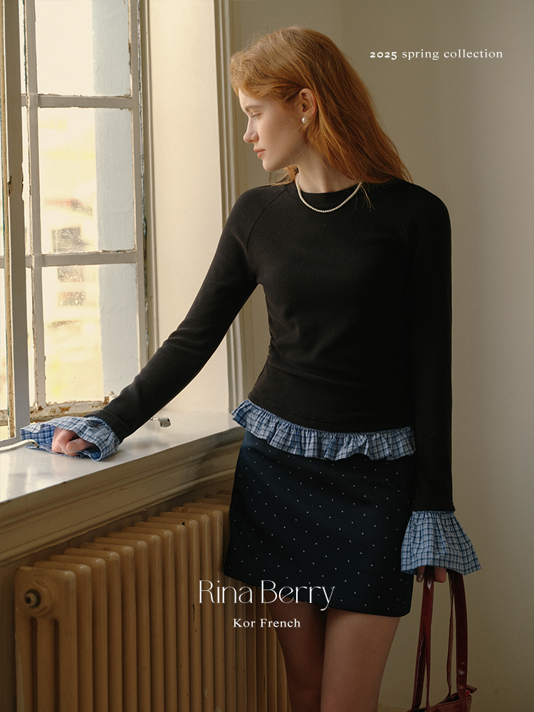 Slim Fit Raglan Top With Plaid Flared Cuffs