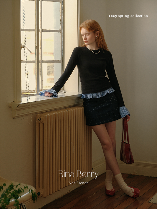 Slim Fit Raglan Top With Plaid Flared Cuffs