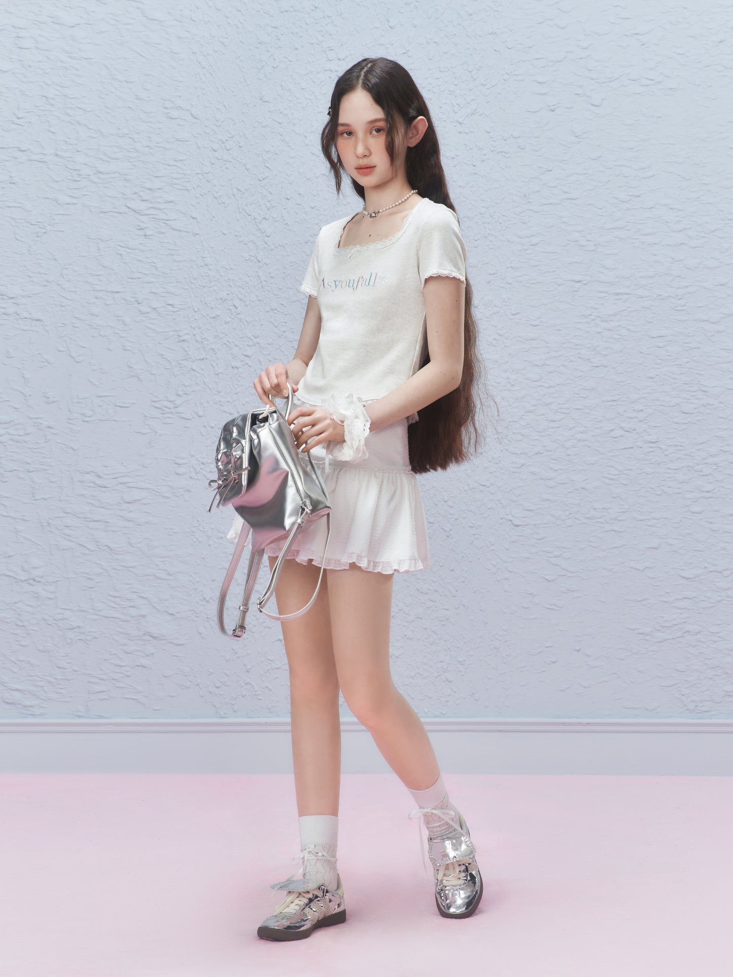 Embroidered Fitted Tee With Curved Hem