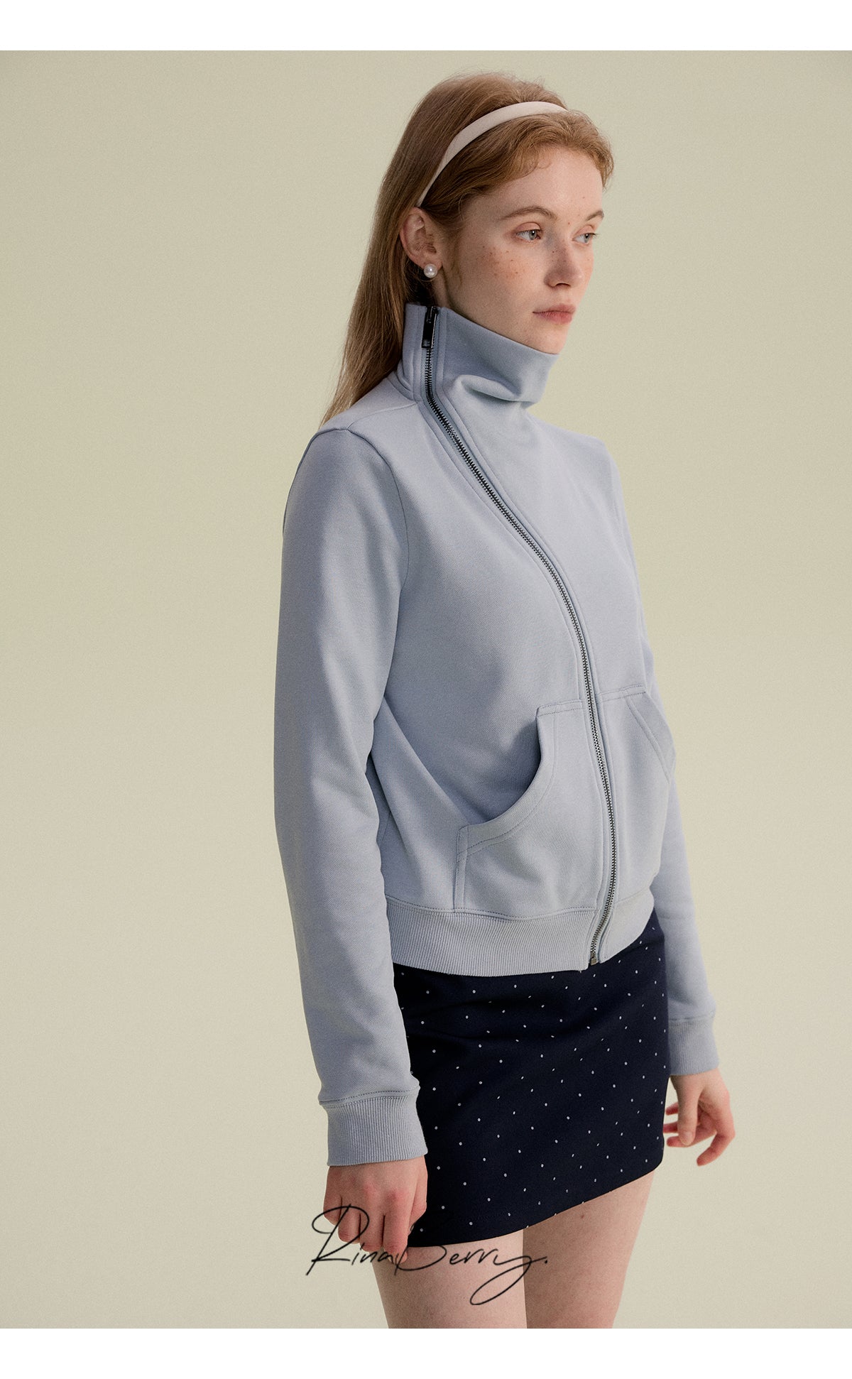 Asymmetric Collared Zip-Up Sweatshirt