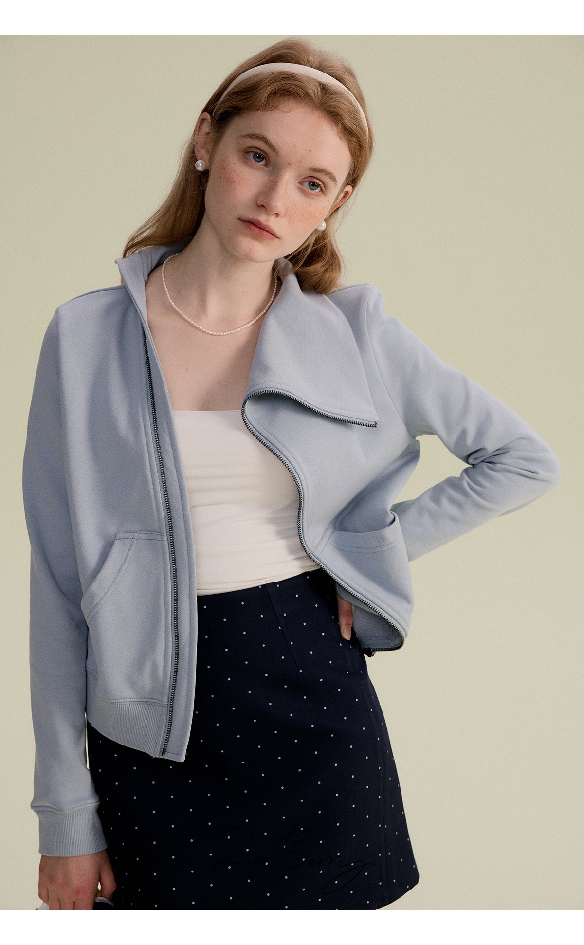 Asymmetric Collared Zip-Up Sweatshirt