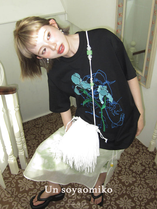 Floral-Embroidered Relaxed Fit T-Shirt