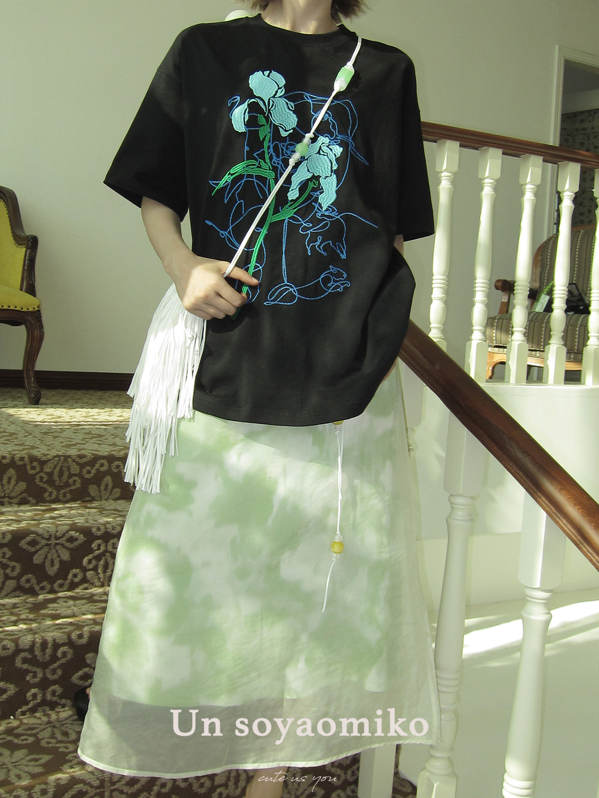 Floral-Embroidered Relaxed Fit T-Shirt