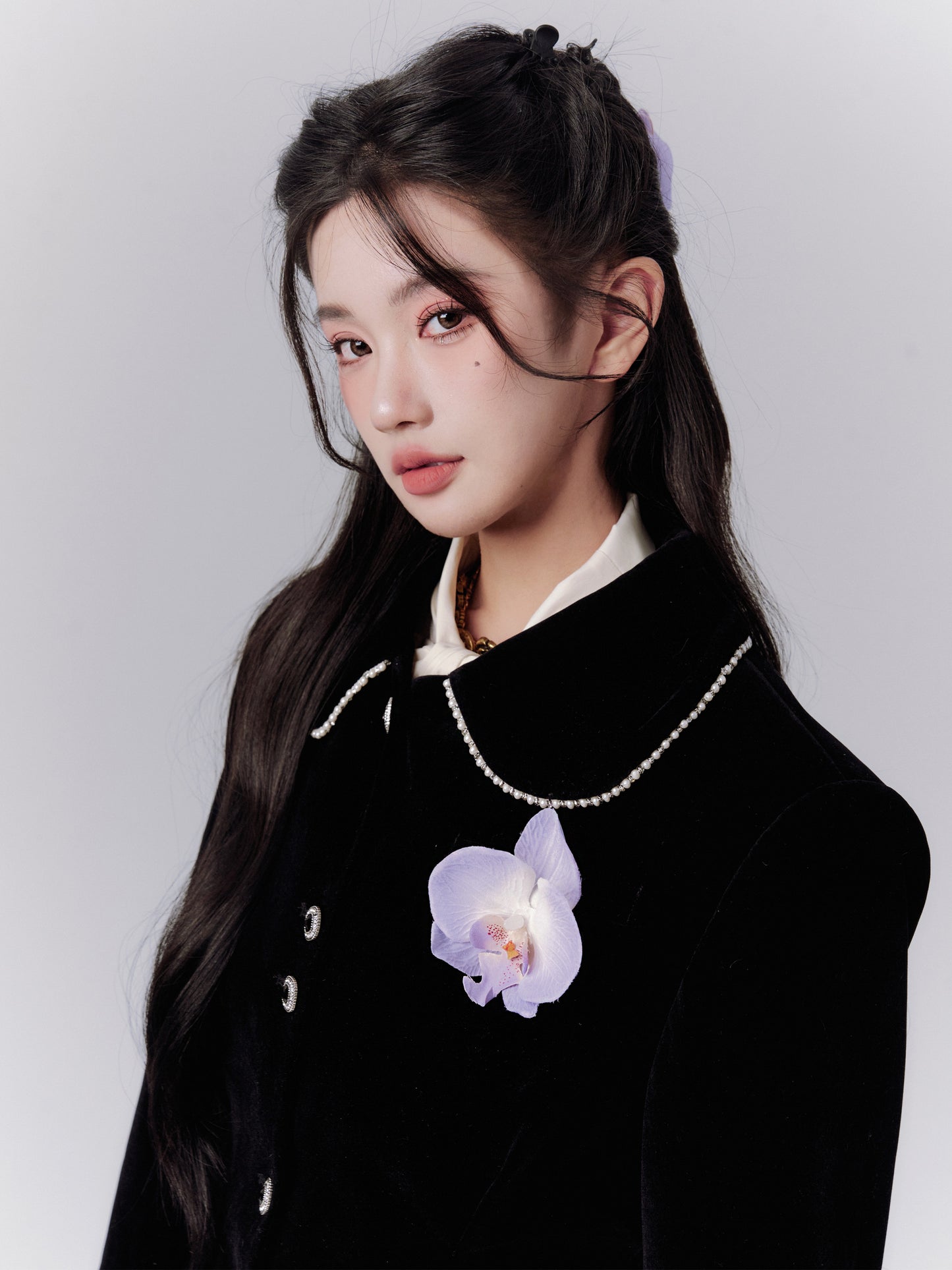 Bijou-Buttoned Elegant Tailored Jacket