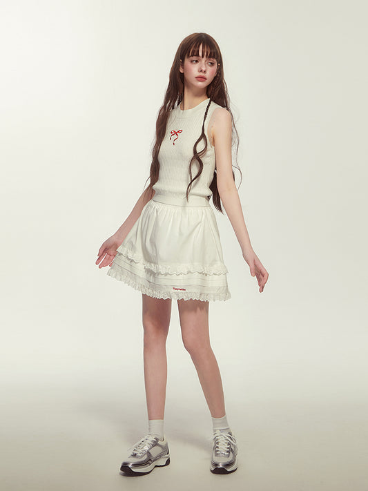 Embroidered Lace Trim Pleated Hem Skirt