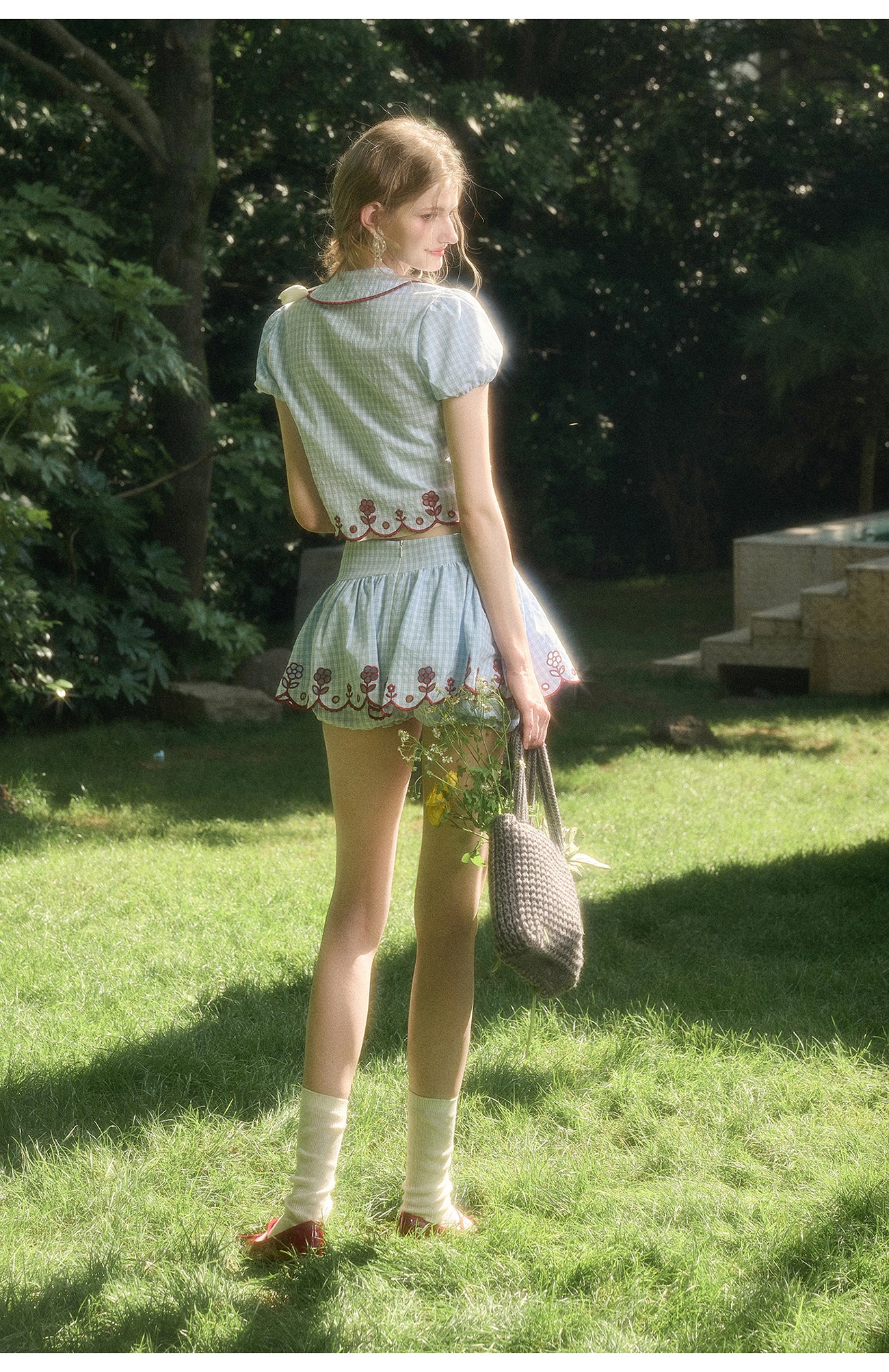 Scalloped Floral Gingham Two-Tone Set-Up