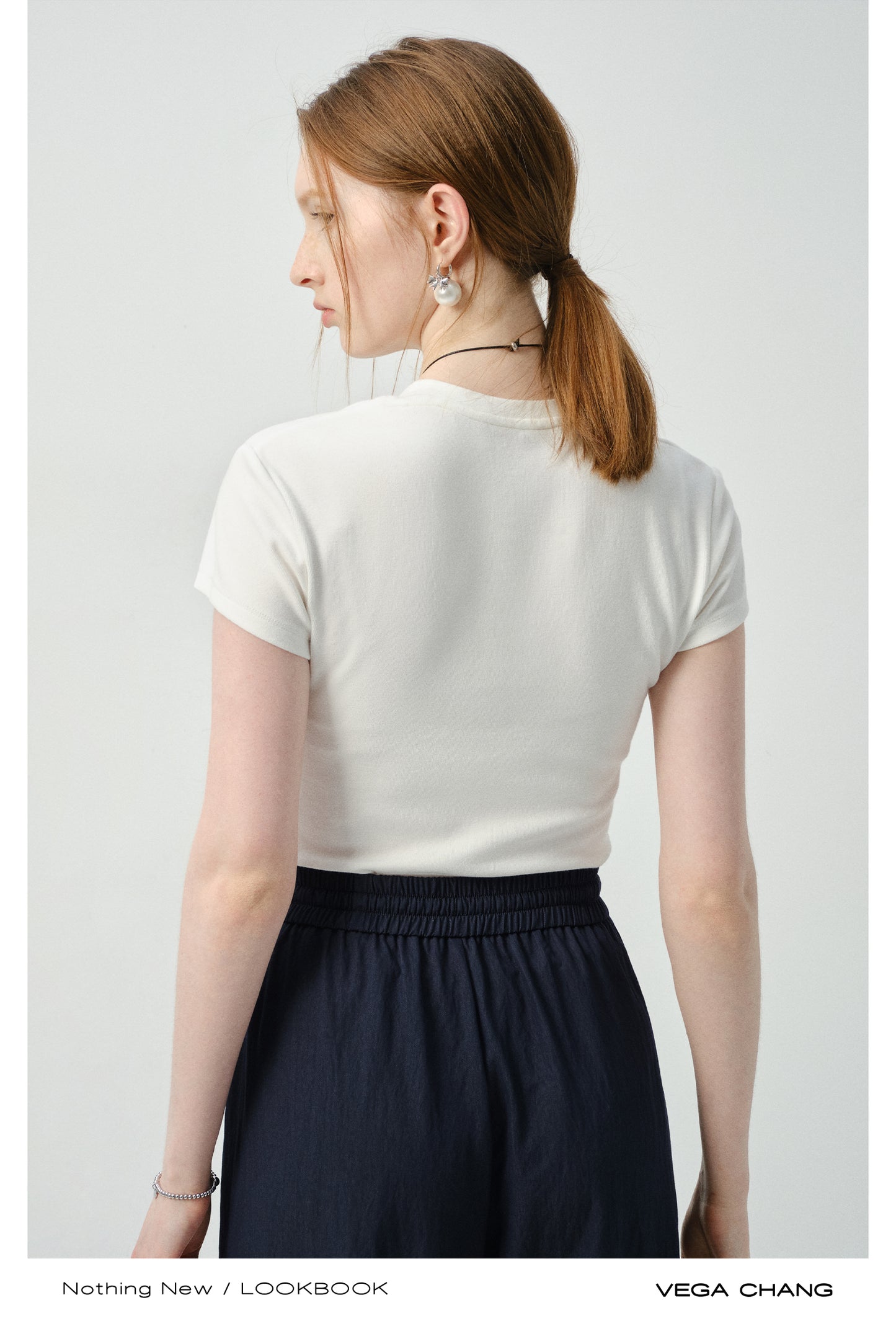 Basic Solid U-Neck Slim T-Shirt