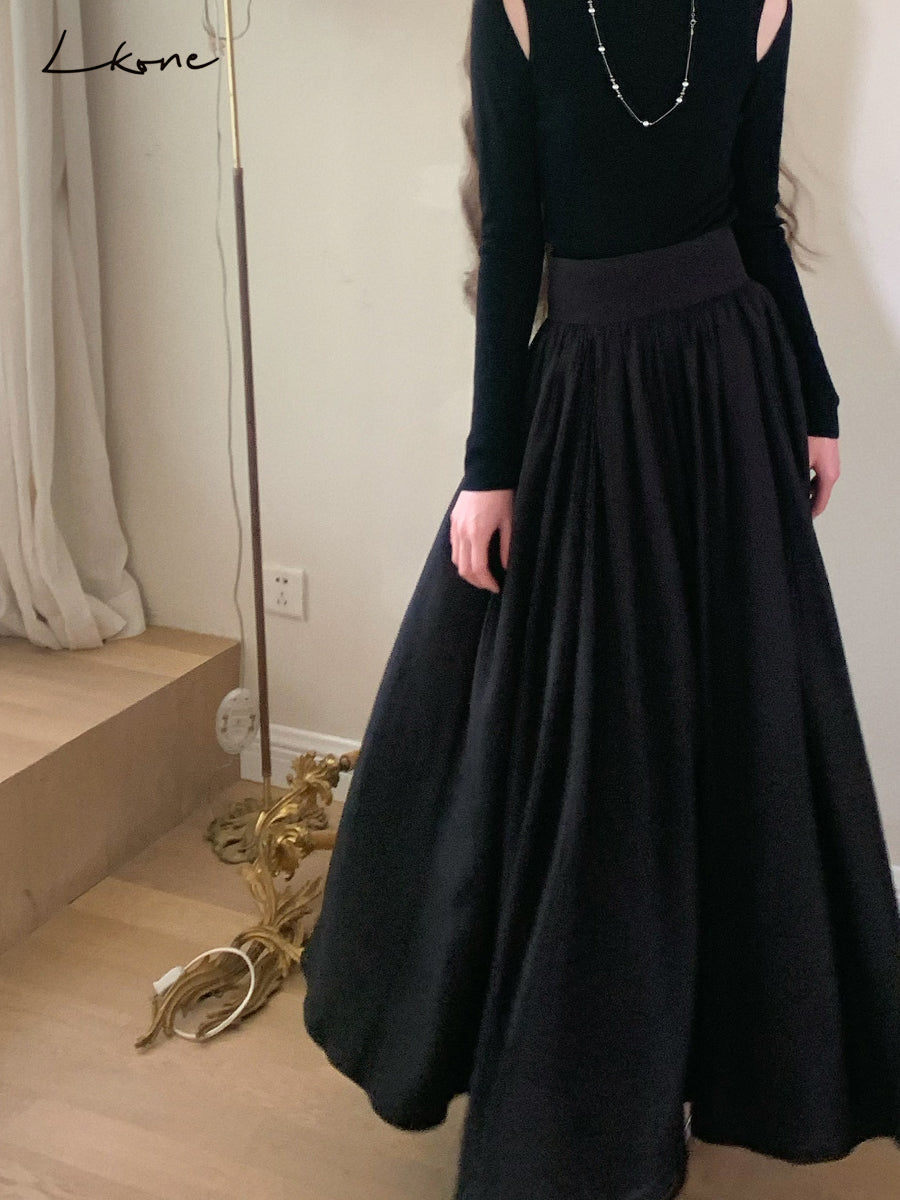 Hepburn-Inspired Cold Shoulder Maxi Dress