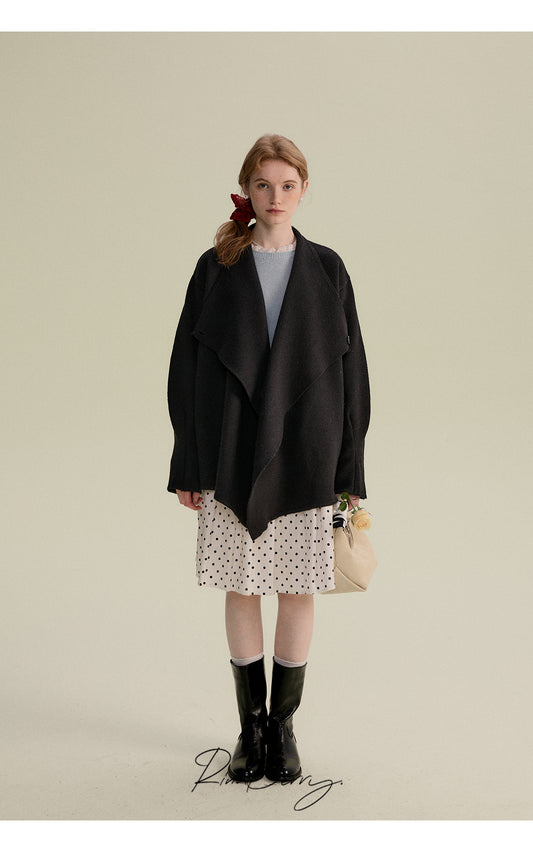 Short Coat With Large Lapels