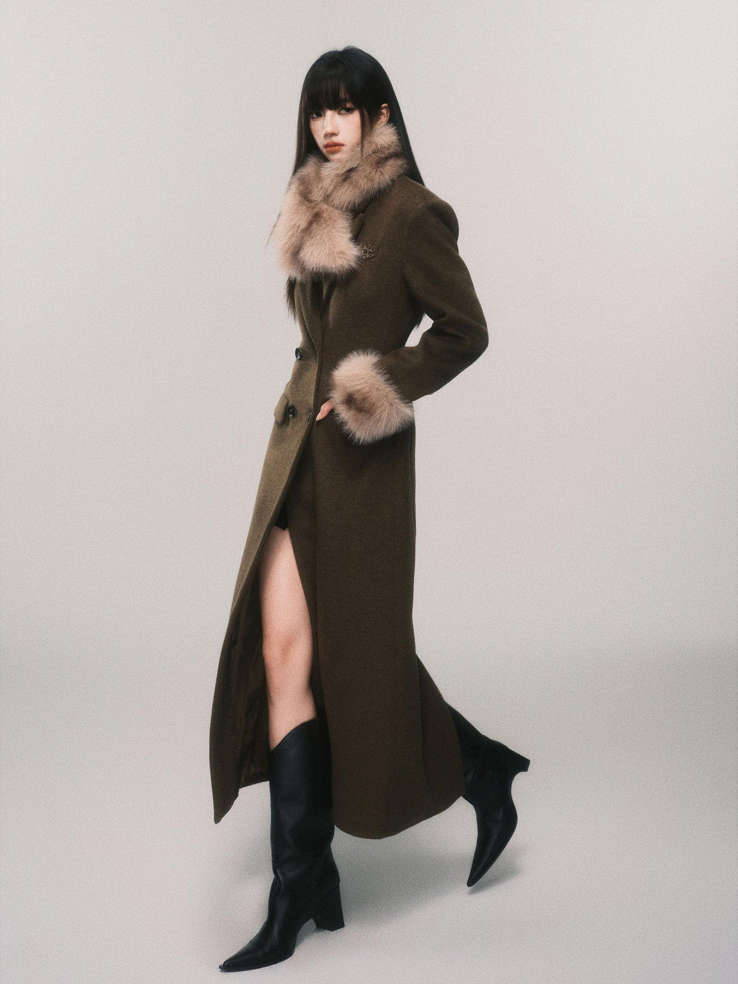 Hourglass Fitted Coat With Removable Fur Collar