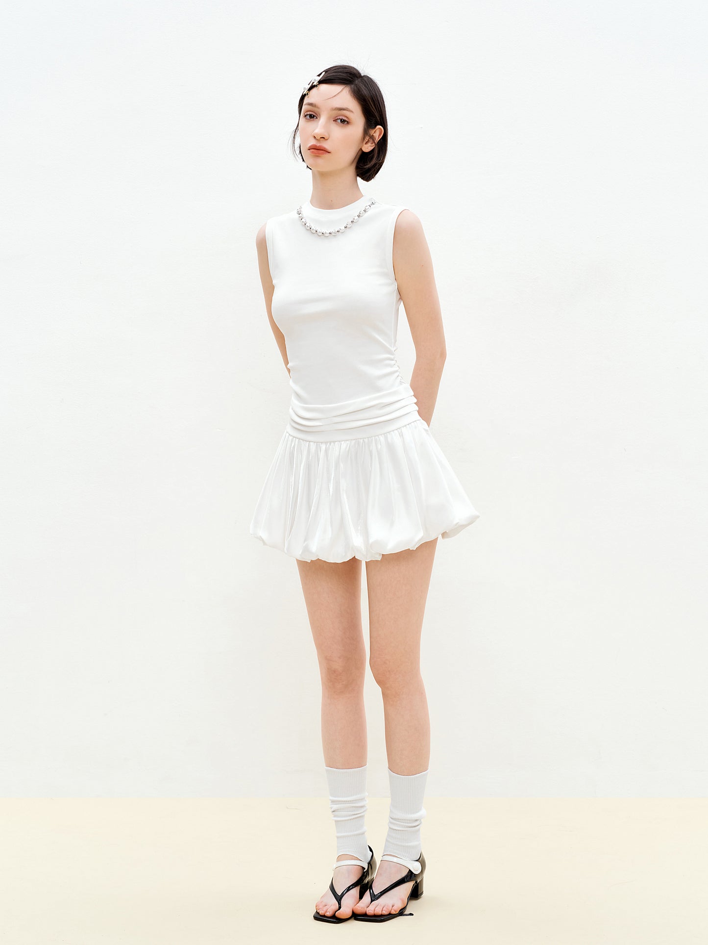 Sleeveless Bubble Dress With Pearl Bead Necklace
