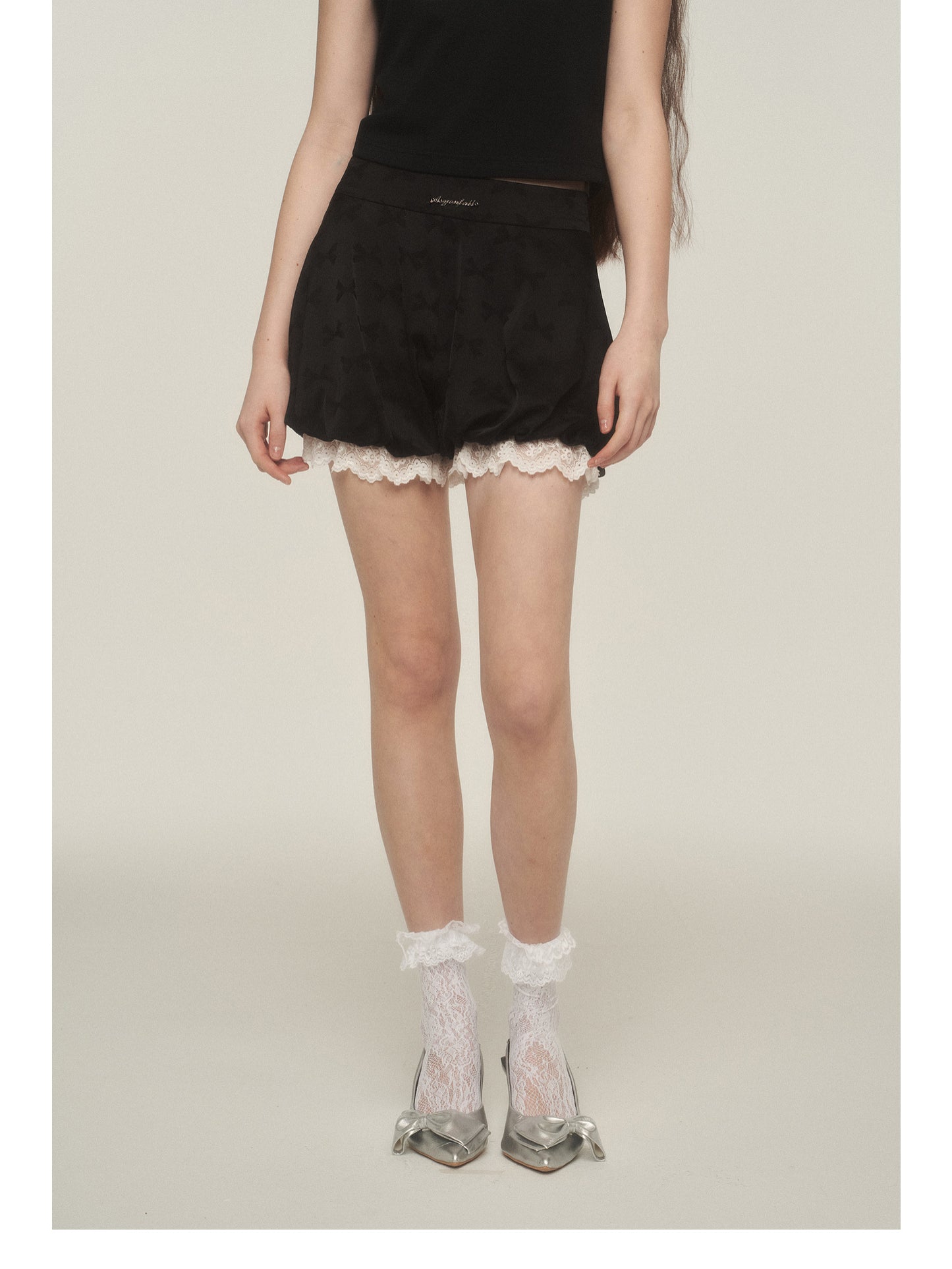 Bow Print Lace-Trimmed Bubble Shorts