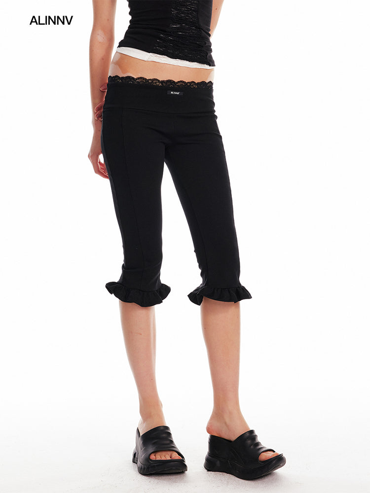 Flutter-Trim Low Rise Capri Pants