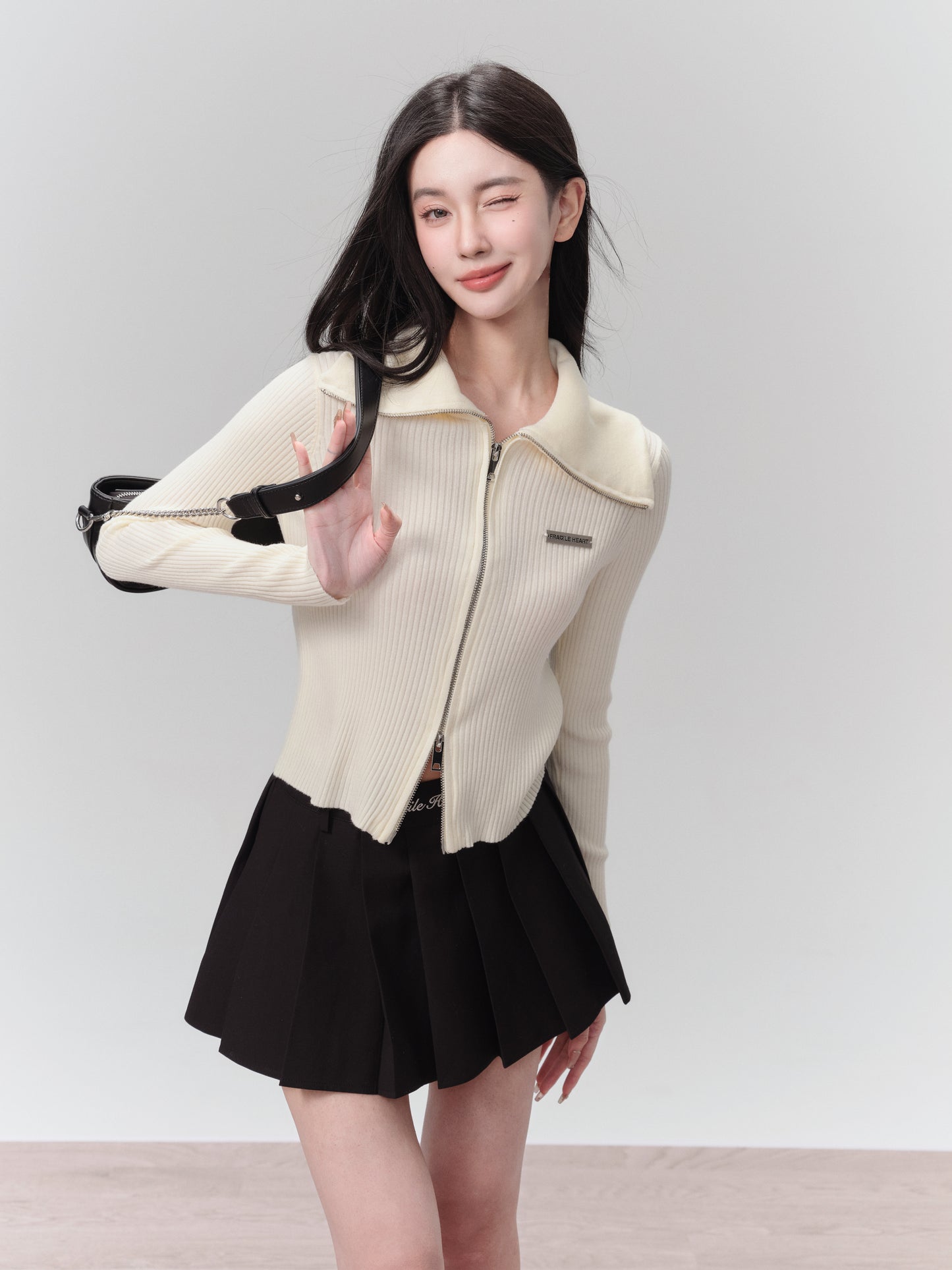 Rib Knit Top With Double Zipper