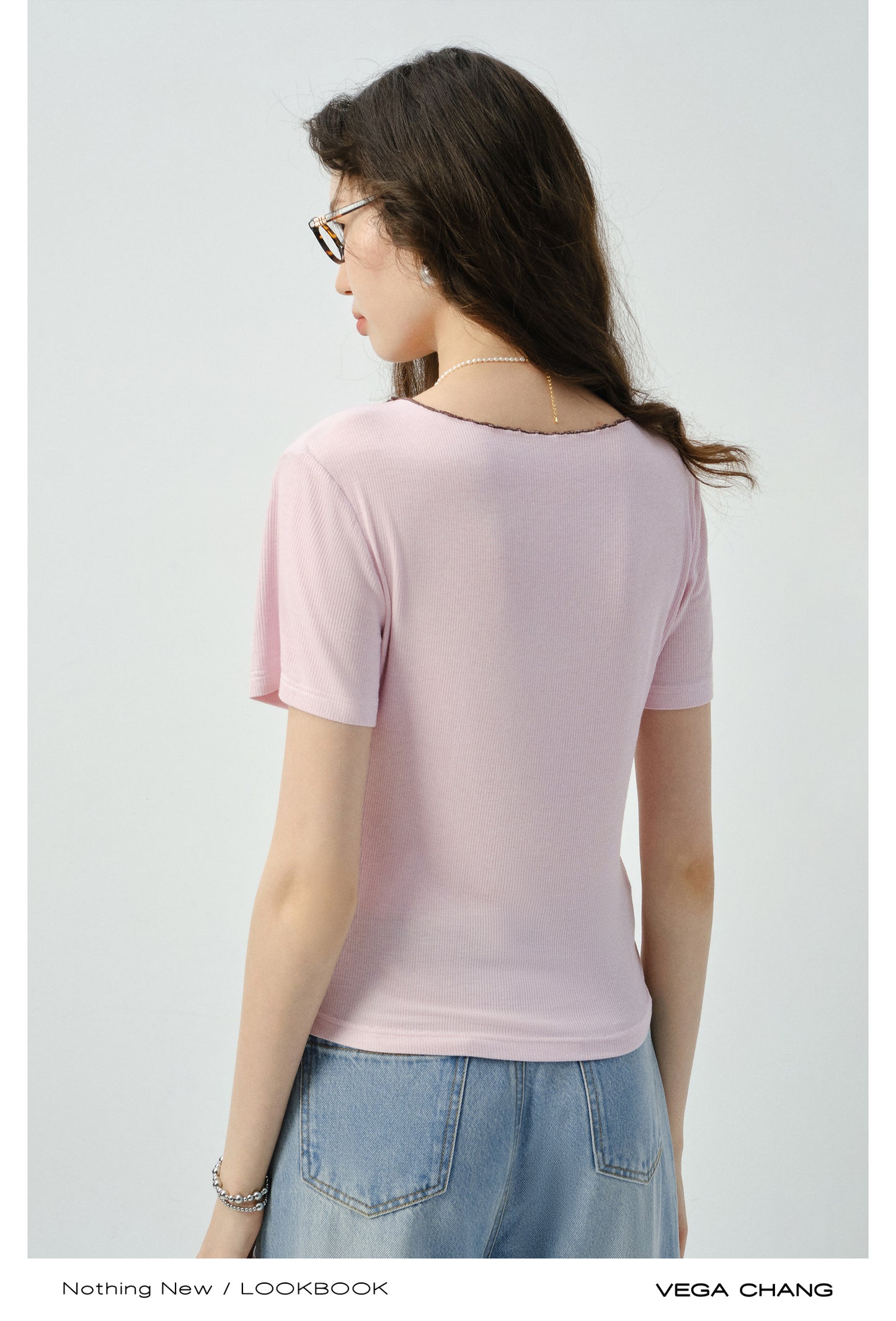 Ribbed Top With Contrasted Lettuce Edge Double Collar