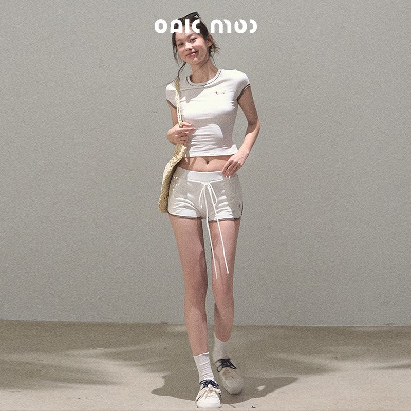 Tipped Sporty Tee And Shorts With Embroidery