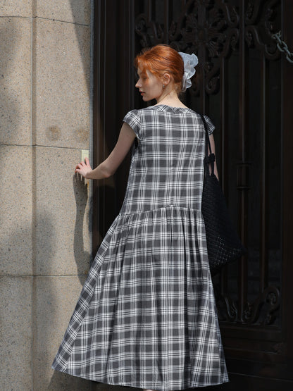 Relaxed Fit Grid Cotton Dress With Cap Sleeves