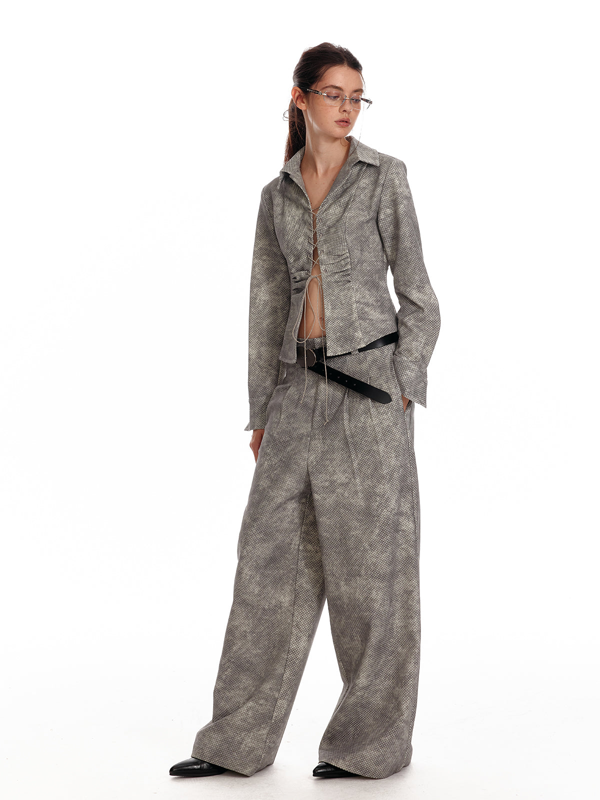Vintage-Inspired Tie Front Shirt / Wide-Leg Pants
