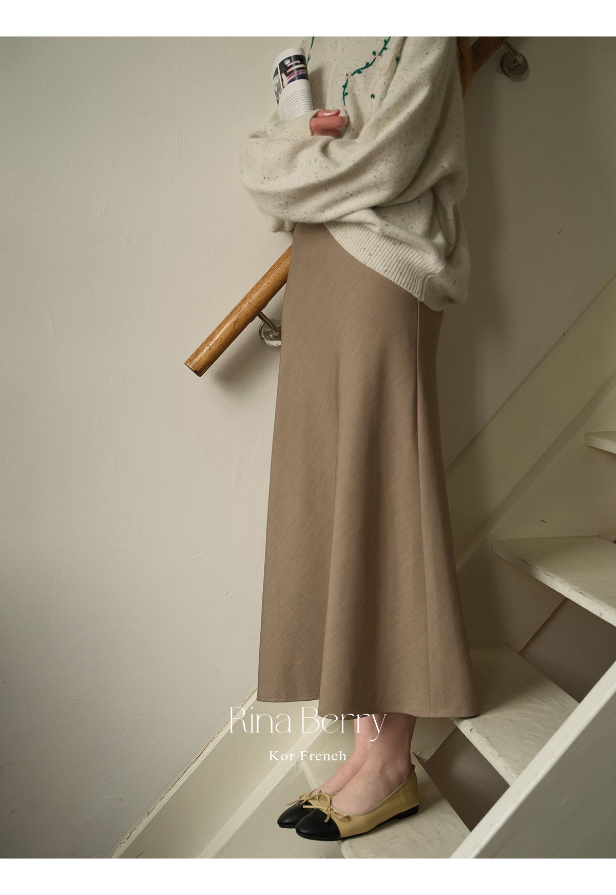 Flowy Skirt With High-Rise Elastic Waist