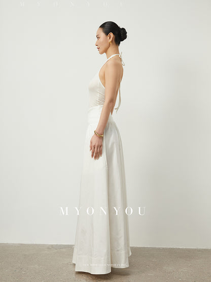Slim Fit Backless Halter Top