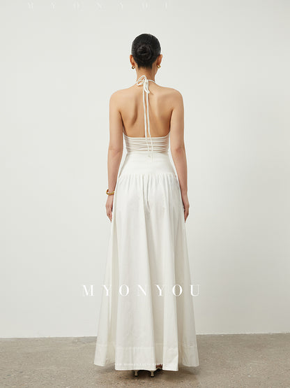 Slim Fit Backless Halter Top