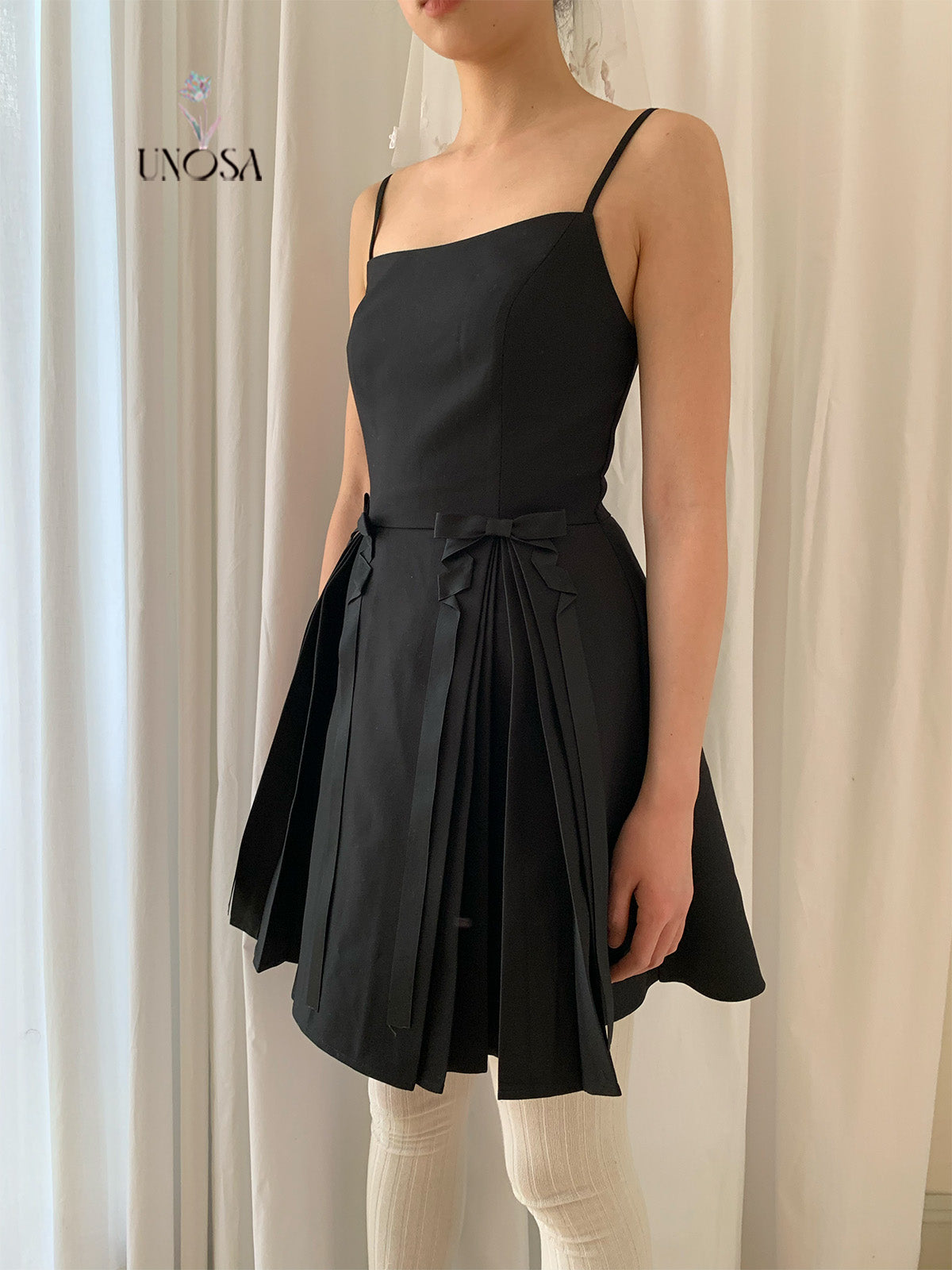 Three-Dimensional Bow Pleated Plain Cami Dress