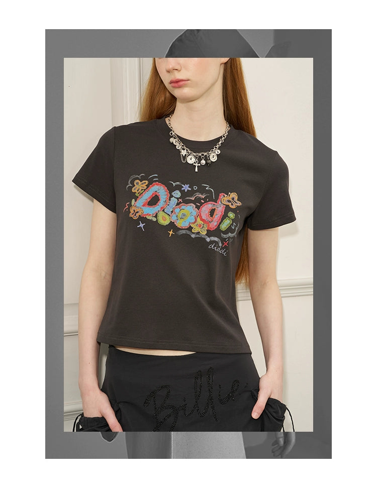 Colorful Letter Print T-Shirt In Oversized And Fitted Shapes