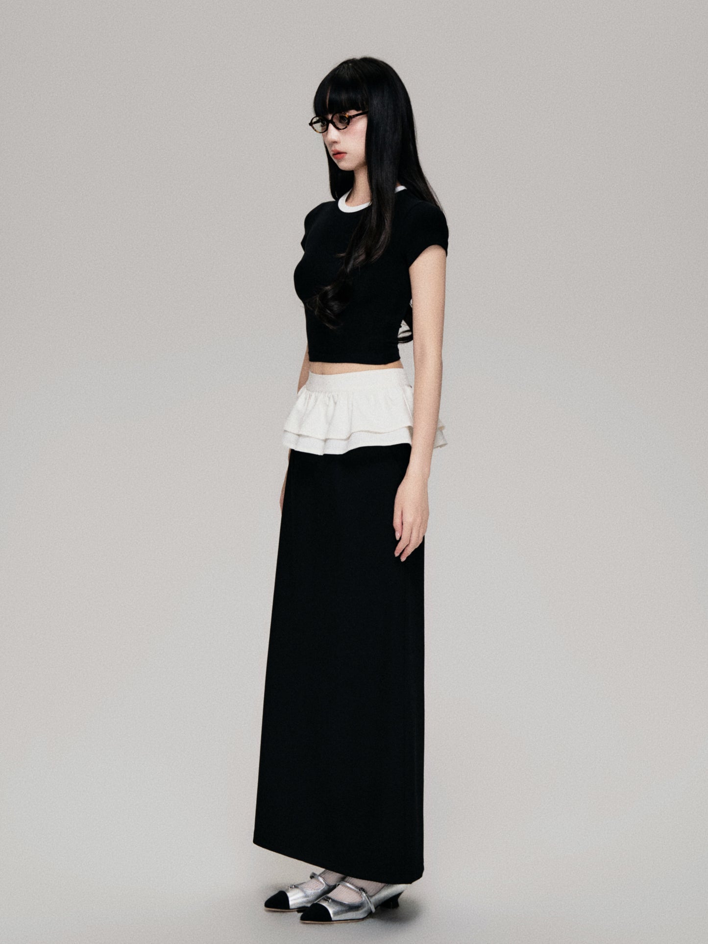 Contrast Color Back Slit Long Peplum Skirt