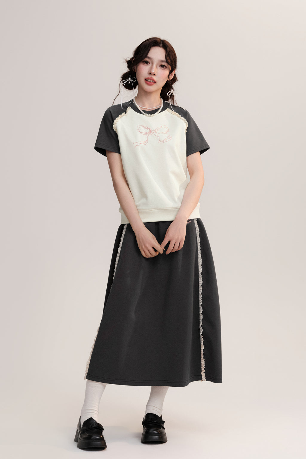 Bow Embroidery Frilled Raglan T-Shirt And Long Skirt