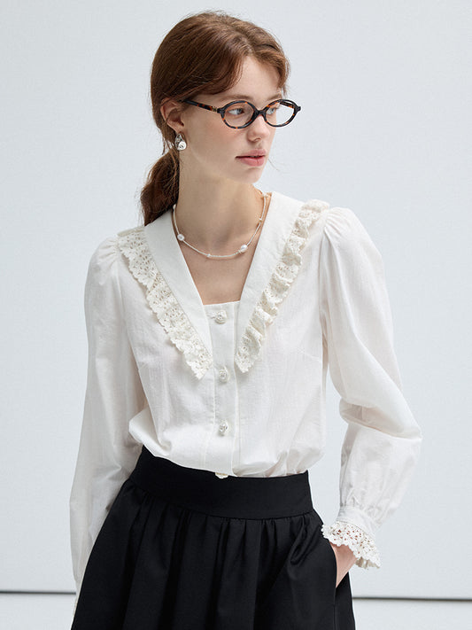 Heart-Buttoned Embroidered Lace Collar Blouse